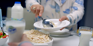 Let Sütaş Ayran Comes When Enjoying the Meal - Chicken-Rice Let Sütaş Ayran Comes When Enjoying the Meal - Chicken-Rice